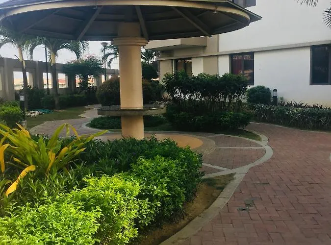Srm Condotels Aparthotel Manila